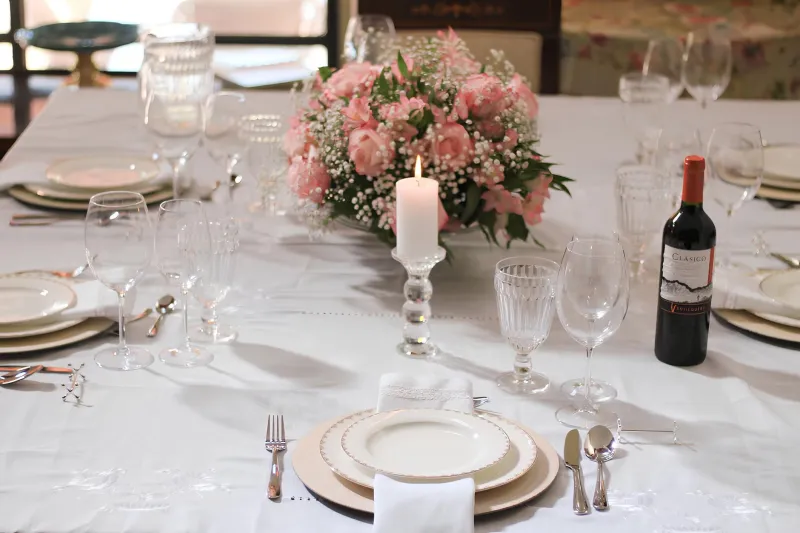 L'élégance au quotidien : les gestes essentiels pour sublimer votre table à la maison